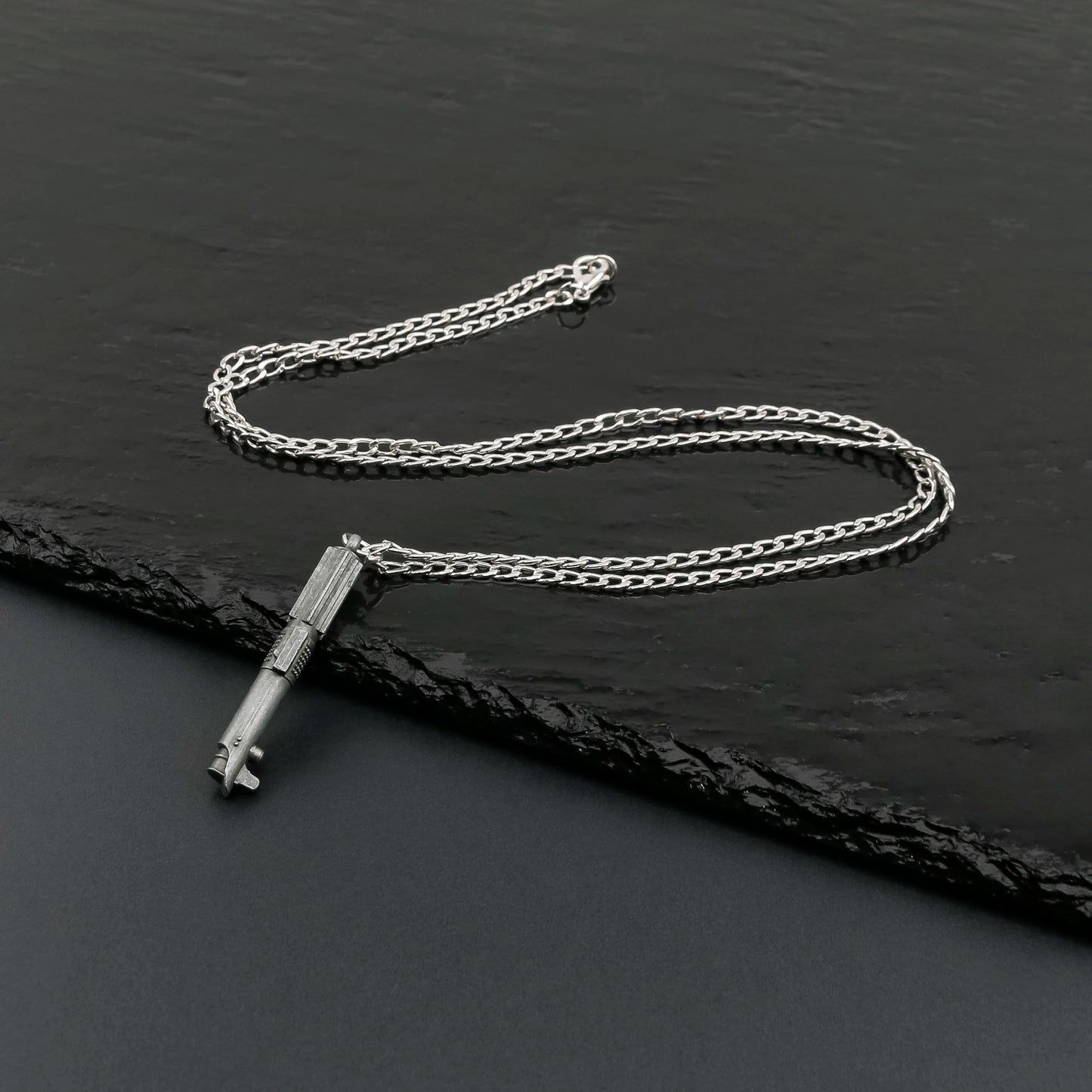 KB Mini Lightsaber NecklaceIs™