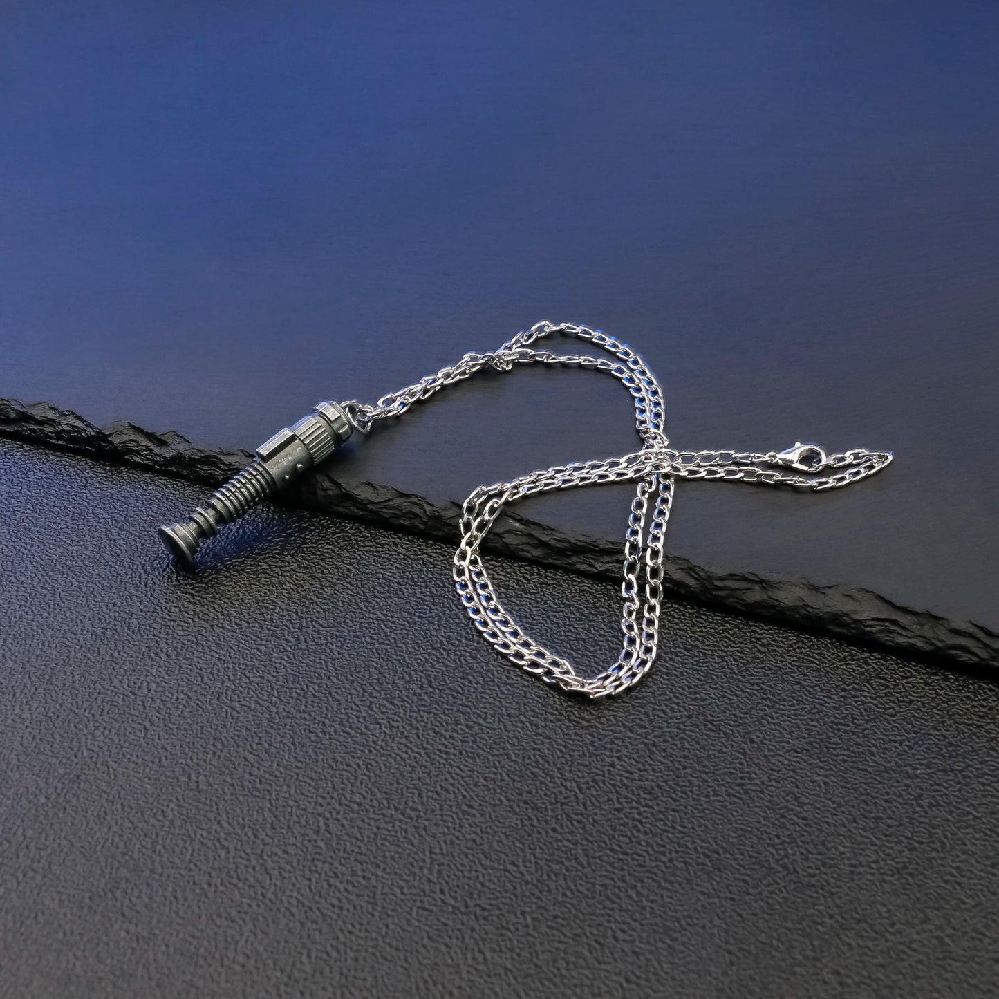 KB Mini Lightsaber NecklaceIs™