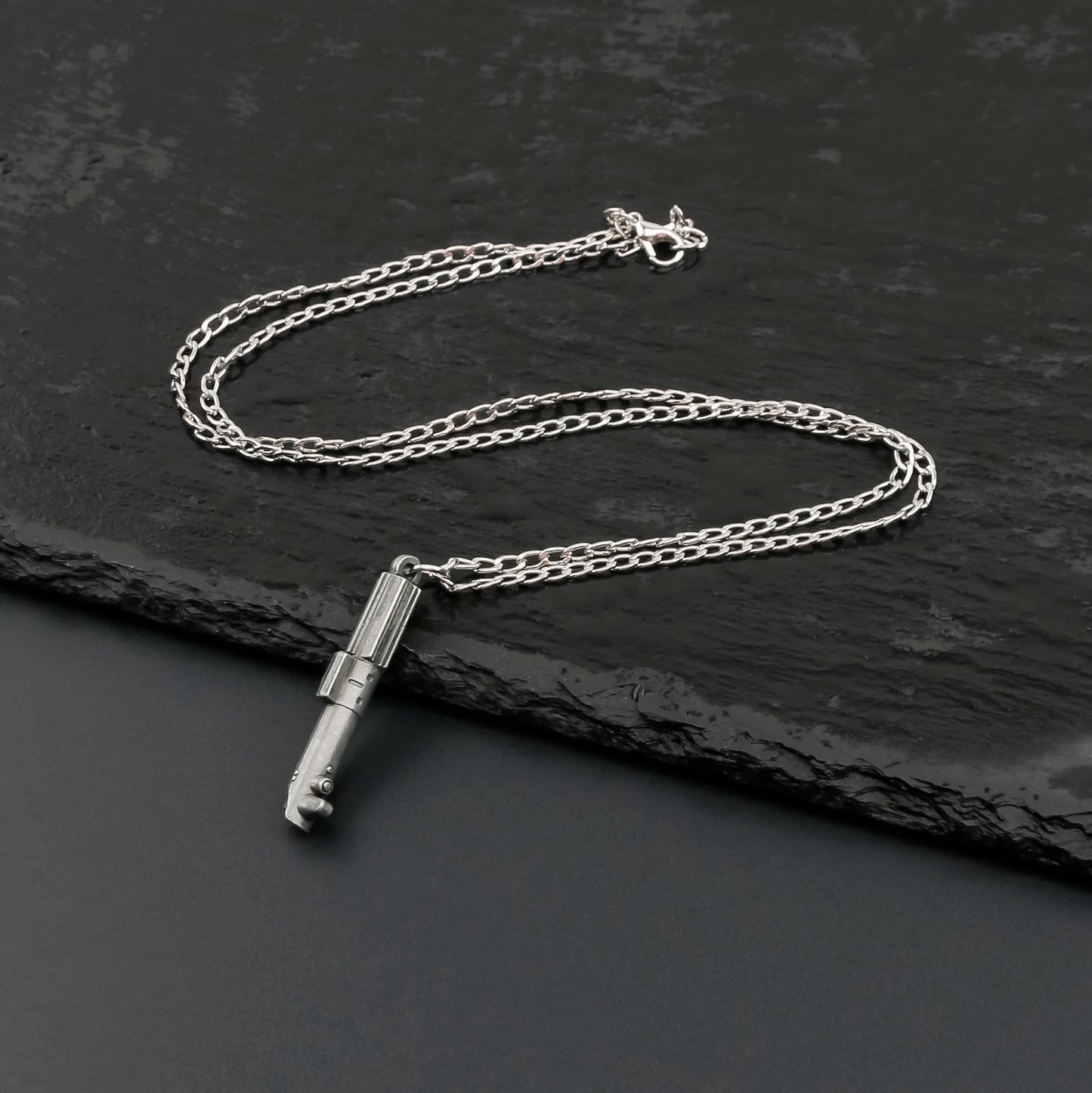 KB Mini Lightsaber NecklaceIs™