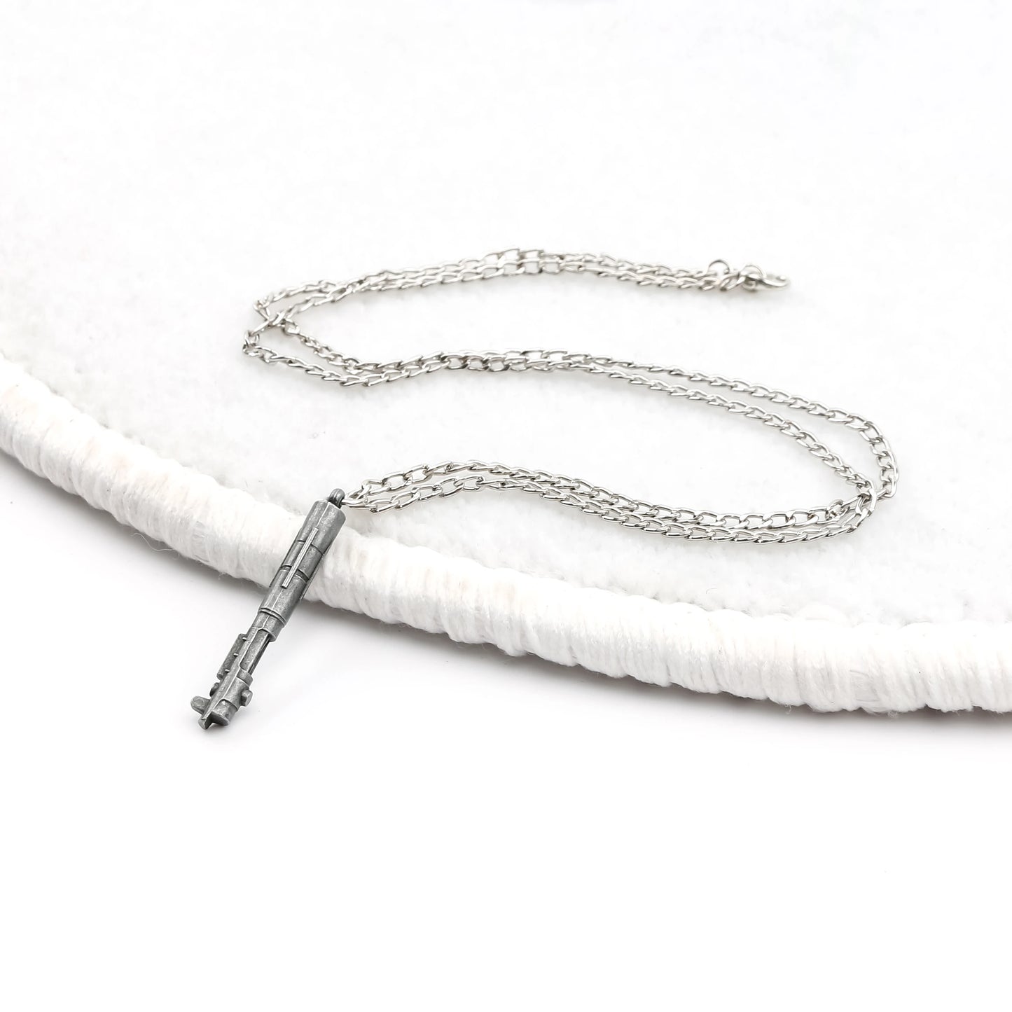 KB Mini Lightsaber NecklaceIs™