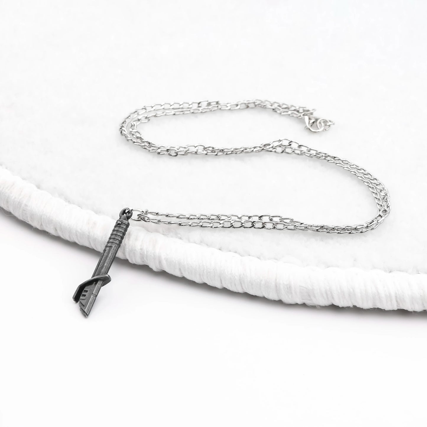 KB Mini Lightsaber NecklaceIs™