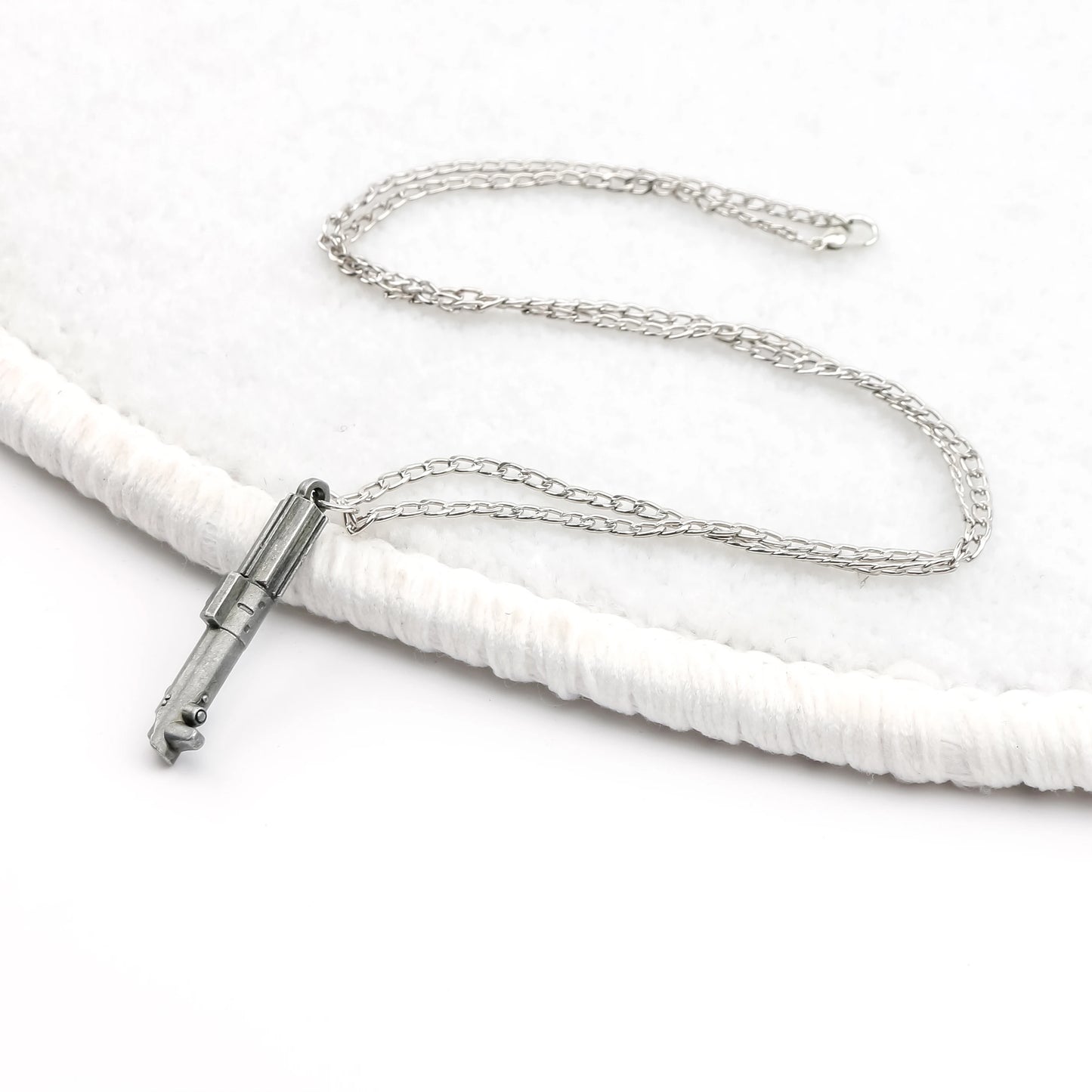 KB Mini Lightsaber NecklaceIs™